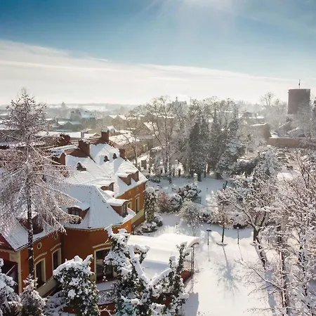 Dworek 1885 Hotel 3*