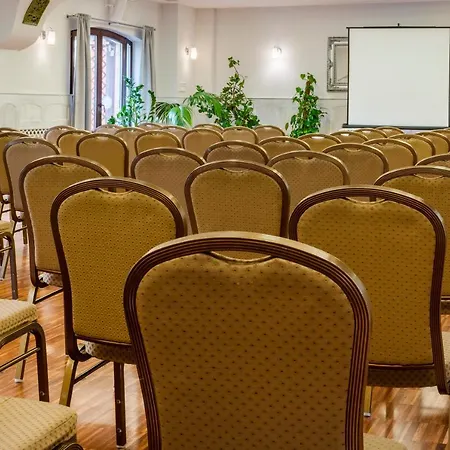 Dworek 1885 3* Ostrzeszów