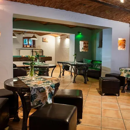 Hotel Dworek 1885 3*