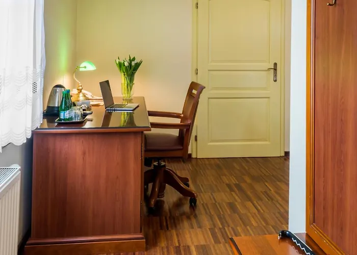 Dworek 1885 3* Ostrzeszów