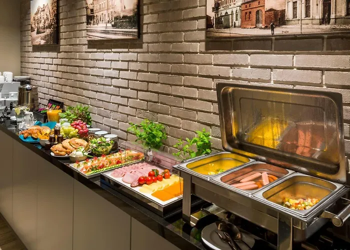 Hotell Dworek 1885 3*