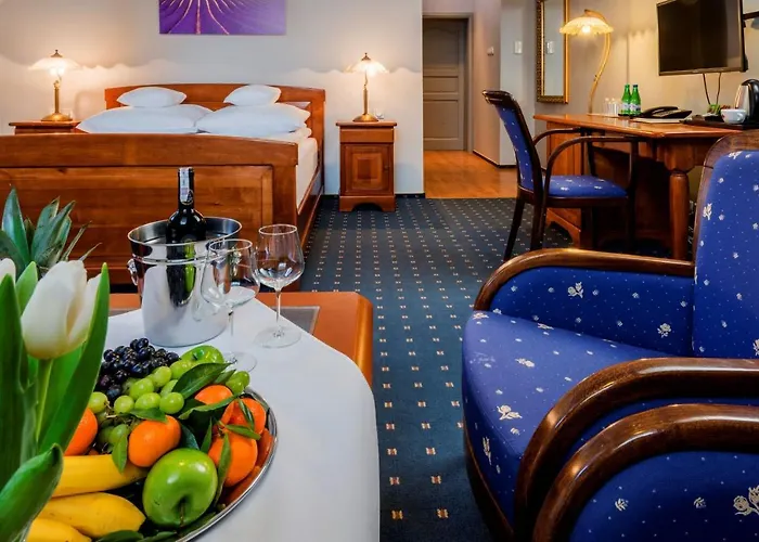 Dworek 1885 Hotel 3*