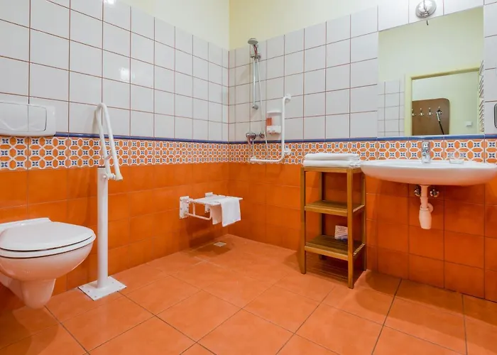 Hotel Dworek 1885 3*