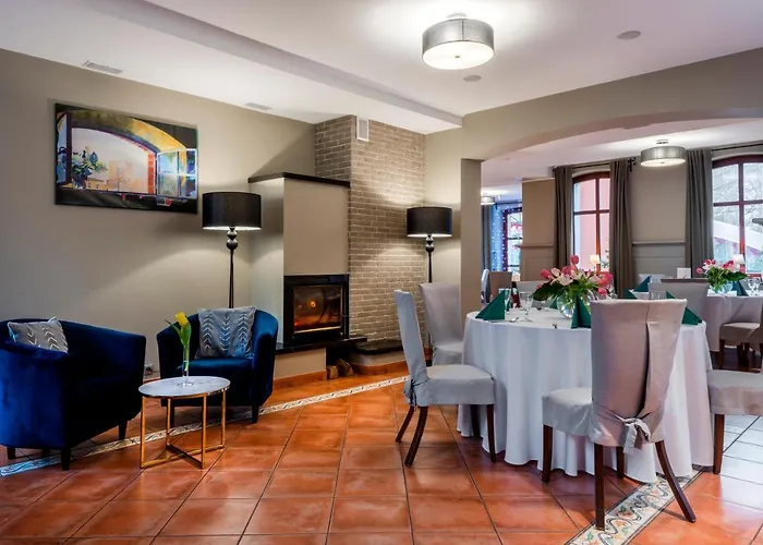 Dworek 1885 3* Ostrzeszów