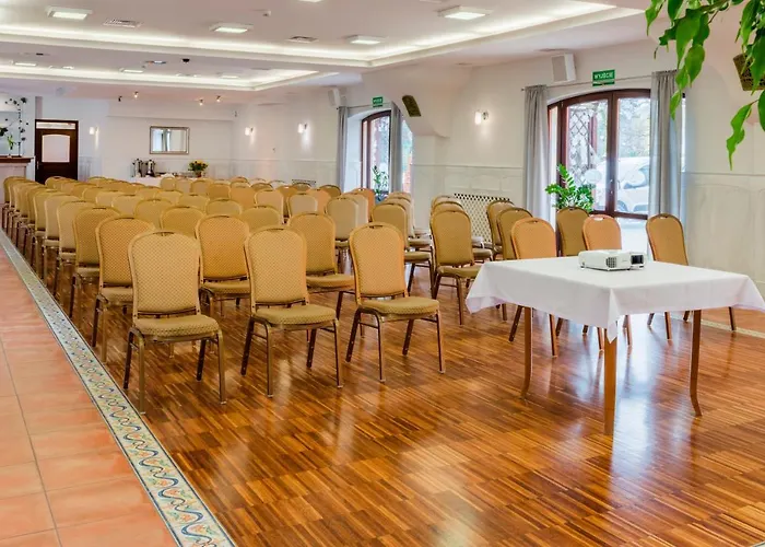 Dworek 1885 Hotel Ostrzeszów